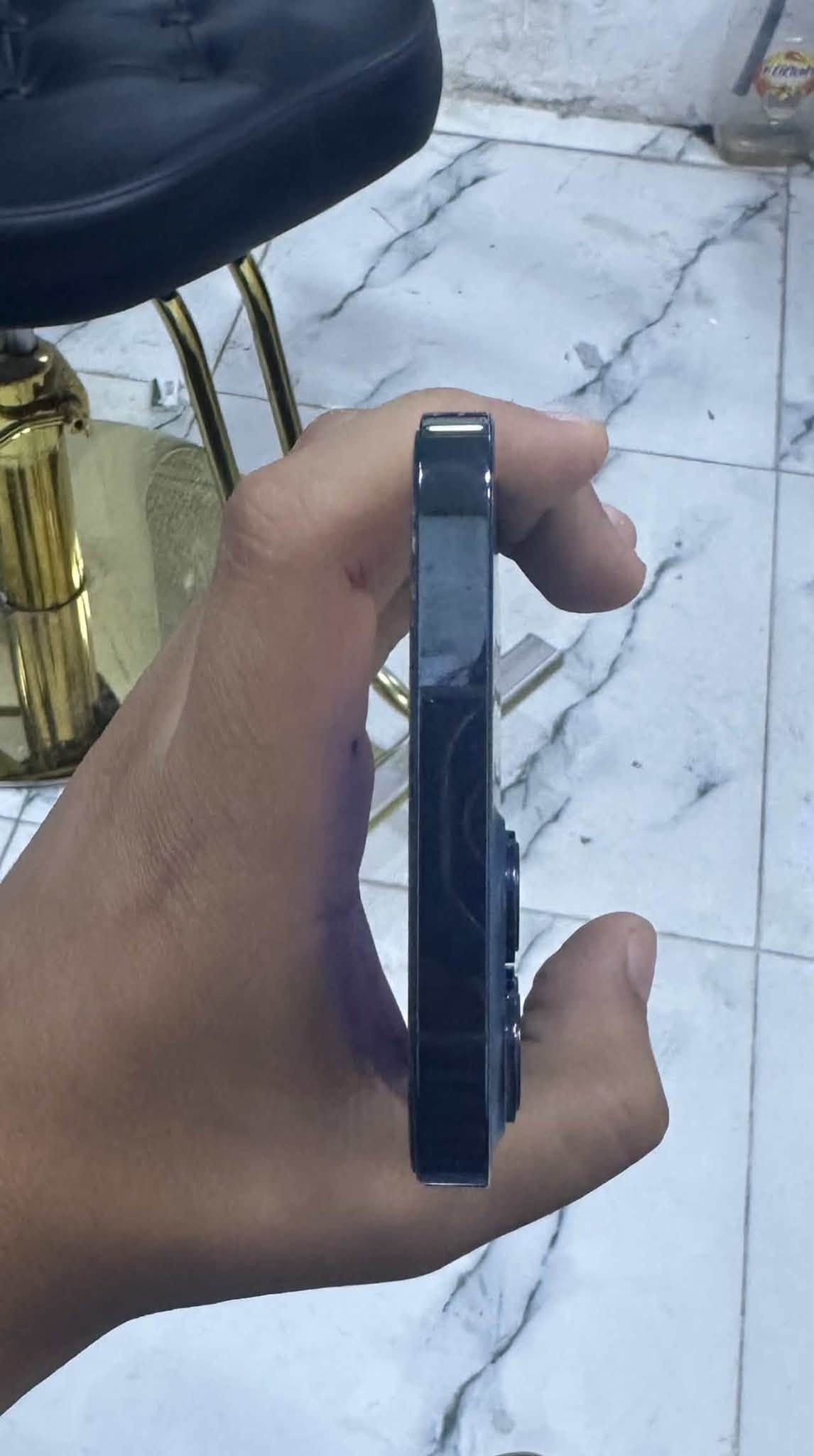 سلام عليكم 12 برو ماكس البيع 
ذاكره 512 
بطاريه 78
السعر 500قفل 
وتر بروف مامفتوح الجهاز ابلادي 
التواصل ***********

نص مكتوب في الصور:
- ٨:٥٩
- مساحة تخزين iPhone
- >
- iPhone
- المستخدم: ١٩,١١ غ.ب. من ٥١٢ غ.ب.
- ٤٩٢,٨٩ غ.ب.
- التطبيقات iOS بيانات النظام
- الحجم ⇕
- البودكاست
- ١٣٥,٢ م.ب. >
- الموسيقى
- ١٠٩,٥ م.ب. >
- الخرائط
- ١٠٣,٢ م.ب. >
- المساحة الحرة
- ٨٨,٩ م.ب. >
- تحديد الموقع
- ٨٨,٨ م.ب. >
- Watch
- ٨٤,٩ م.ب. >
- الكتب
- ٧٧,٨ م.ب. >
- الصور
- آخر استخدام: اليوم
- ٧٢,١ م.ب. >
- اليووميات
- ٤٥,٤ م.ب. >
- ٣٢,٢ م.ب. >
- التطبيقات
- المنزل
- ٤,٨ غ.ب. >
- ۸:۰۹
- حول
- الاسم
- < iPhone
- إصدار iOS
- < 26.6.2
- اسم الطراز
- iPhone 12 Pro Max
- رقم الطراز
- MGCT3LL/A
- الرقم التسلسلي
- F2LDN6BN0D4C
- سجل تاريخ القطع والخدمة
- الأغاني
- الفيديوهات
- ۱۰
- السعة
- ٥١٢ غ.ب.
- متوفرة
- ٤٩٢,٧٨ غ.ب.
- Wi-Fi عنوان
- 98:60:CA:AC:83:4D
- Bluetooth
- 98:60:CA:B0:57:02