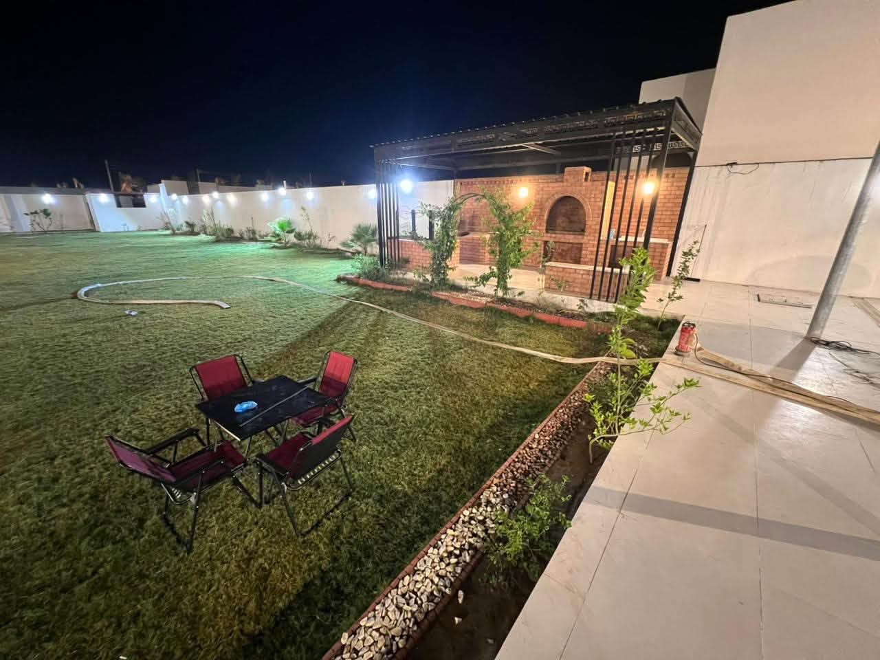 عرض مناسب جدا 🔥💥

🔥 للبيع مزرعة استراحة راقية في بلد 🔥

📐 المساحة: 1750 متر مربع
📍 الموقع: تبعد 100 متر فقط عن الشارع العام
🏊 مسبح كبير 14×6 متر مضاء
🏡 بيت + حديقة 800 متر
💰 السعر: مناسب جداً وقابل للتفاوض للجادين فقط

للتواصل واتساب: ***********
