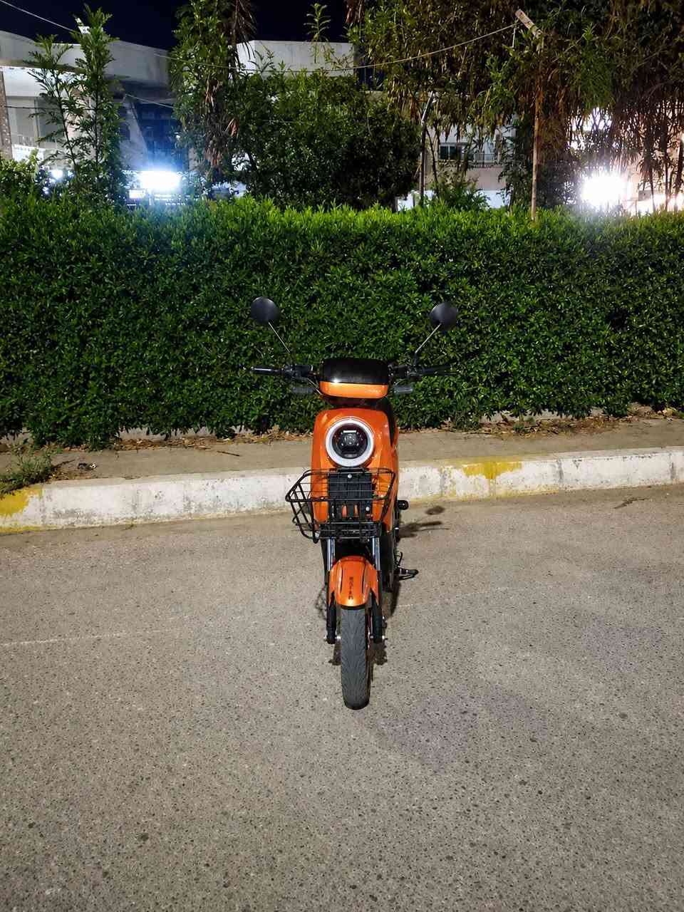سلام عليكم ماطور شحن نوع R9 شركه WINLEEموديل 2026 5 بطاريات سعره 550 وبي مجال الطيبين رقم الهاتف ***********

