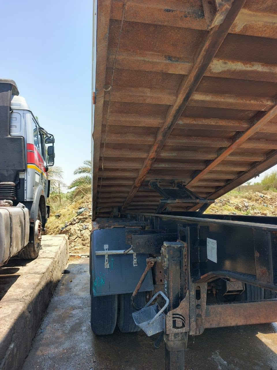 سلام عليكم عربانه اوزمن حداديه كهربائيات كامله تايرات نص عمر كاعيتها لامخيسه ولا مدرجه عربانه جديده دناكير 16 دناكير 2 لعاب والثالت رفاع ترهم دنكير رابع رجائن عربانه دبل بيم سعرها 140 وبيها مجال مكلف بلنشر رقم صاحبها 
***********

