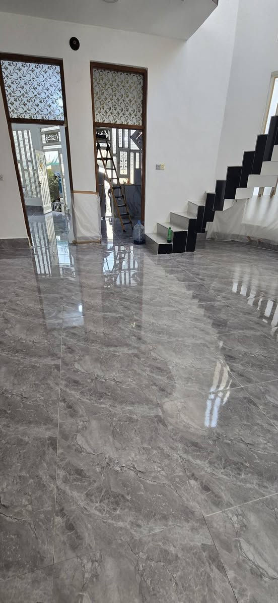 #ديالى #بعقوبه #قزانية #مندلي #بلدروز #المقداديه

 خدمة جلي وتلميع البورسلين الموقعي أصبحت الآن أسهل وأسرع داخل قضاء بلدروز وكافة مناطق محافظة ديالى، مع استعادة اللمعان الأصلي للسطوح دون الحاجة لإزالتها أو إلحاق أي ضرر بها.
كادر اثير للجلي الموقعي 
***********
