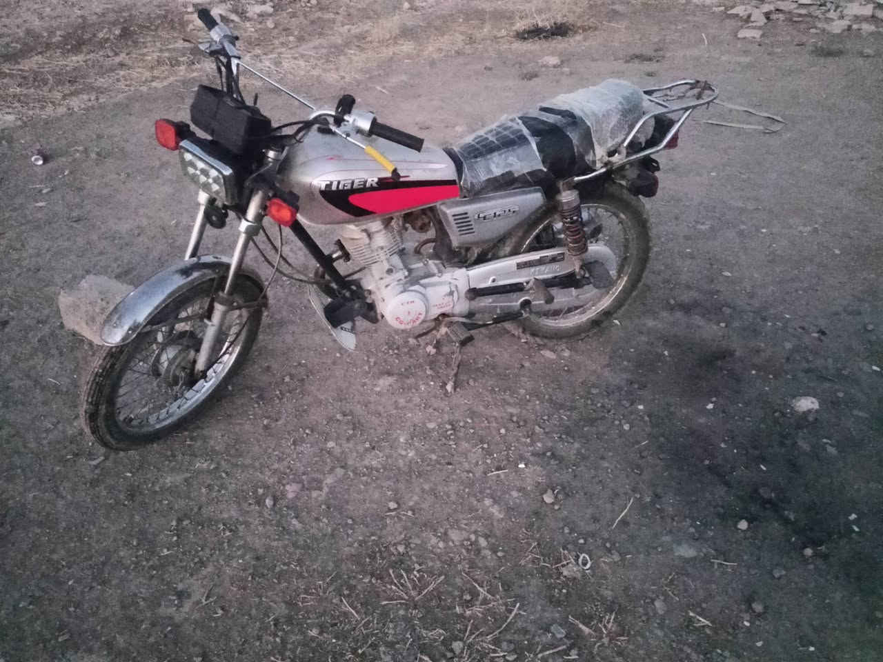 مطار بارت فول نظافه محرك 18 خمس تسعات السعر 275 قفلوا اللي يحب يتواصل هذا الواتساب***********

