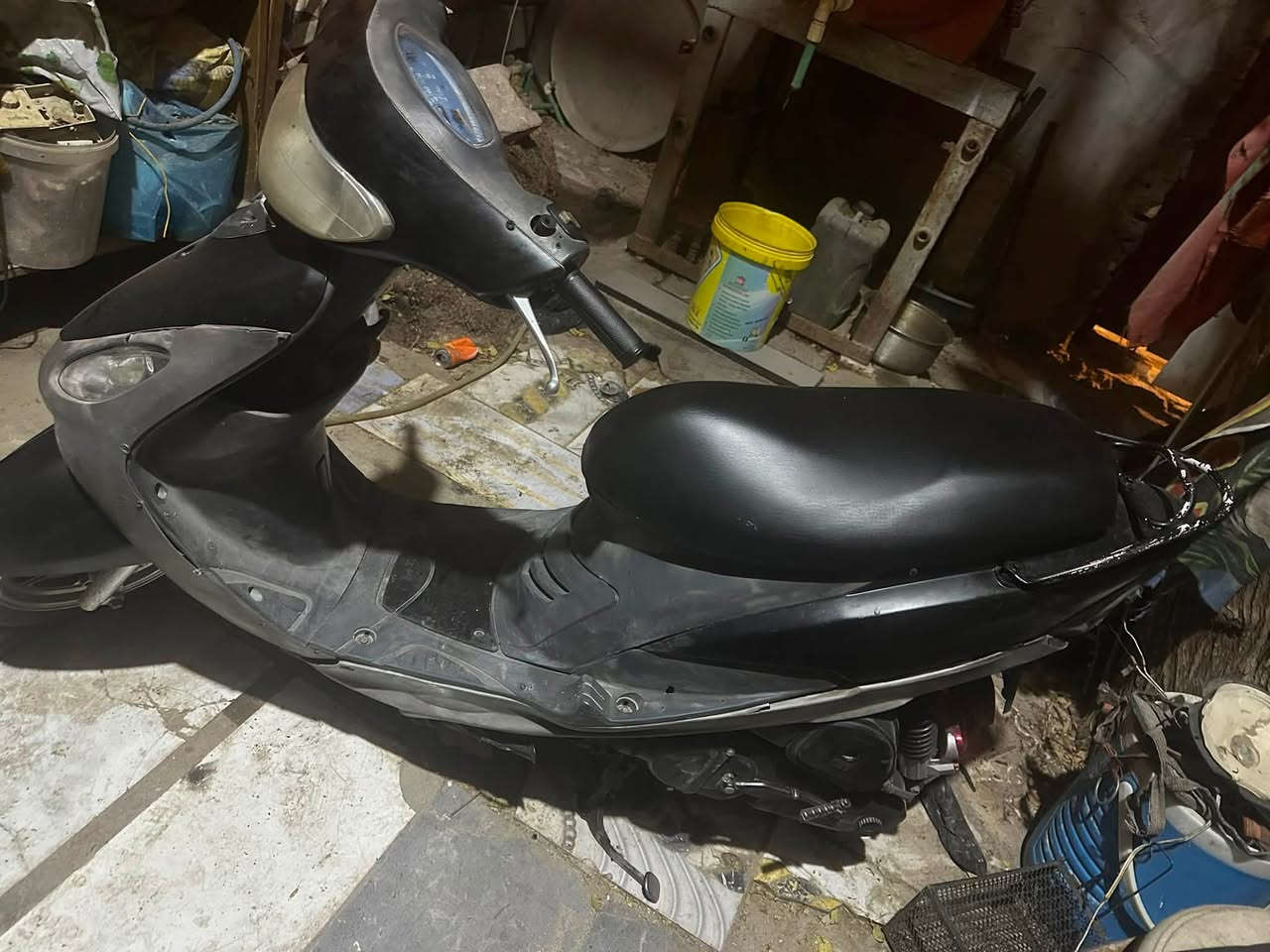 يالله سلام عليكم شباب عندي دراجه ماكس قجمه لبيع كهربيات كله شغاله بس شاير نقص نكره سلف وما عوزه اي شي مكاني بصره حيانيه السعر ٤٠٠ وبيه مجال رقمي بس وتساب ***********
