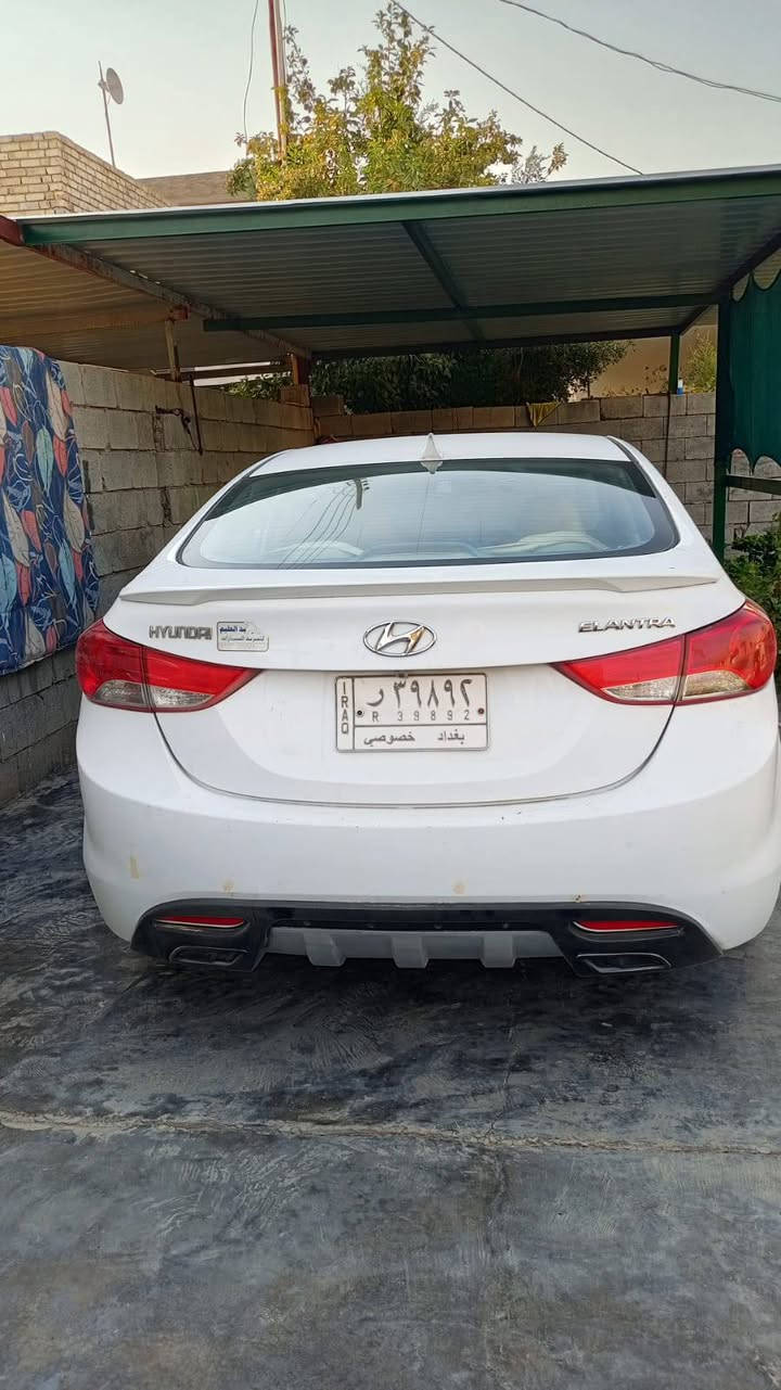 مكلف بنشر
النترا 14فول عدا البصمه 
فتحه محرك الف وثمنميه 
مكفوله كفاله عامه بيه ملاحضات بسيطه جداً 

سعر115وبي مجال مستعجل 
***********
محرك كير صدر تبريد كفاله تحويل مباشر مكان الرمادي
