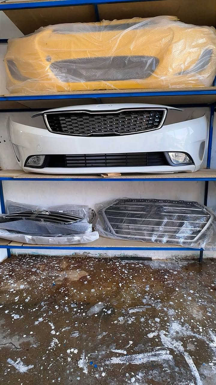 قطع غير السيارت الكوية تفصيخ وجديد
ليت فير اكروز امريكي. بلادي 
لايت سوناتة ٢٠١٠ خليجي ابلادي 
بك لايت سيارات الكورية 
انسب السعار 
لتواصل ***********
خدمت توصيل 🚚 جميع المحافضات
