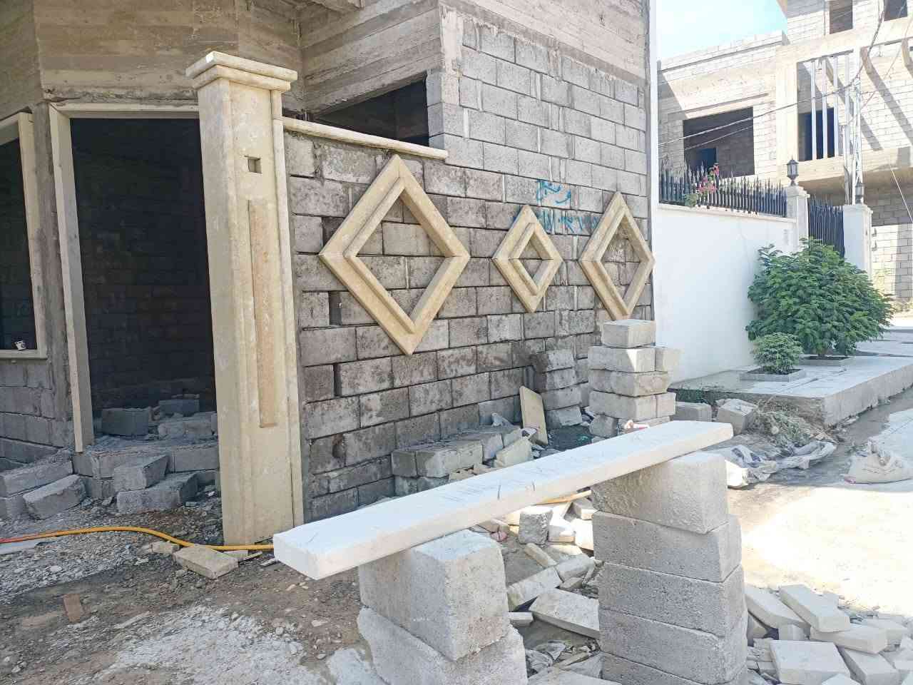 حلان • مرمر • ضمان