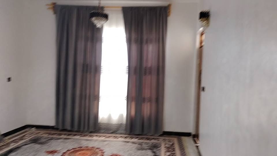 دار رقم طابقين 200م حي الغدير الثانية قرب شارع 20 معاملة كاملة متقيم قيمة التقييم مرفقة مع الصور السعر140 قابل للتفاوض للٱسفسار الأتصال ع الرقم *********** عمارة, ميسان
