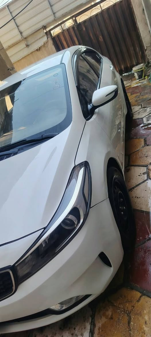 سيراتو موديل 17 خليجي رقم سليمانيه تحويل وكاله مضمونه سياره بيه سونار مكفوله من اي داخل سيارة جديدة مكينه كير حداديه تبريد مكفولات سياره مابيه اي نقص السعر 103 قفل قفل 
مكاني نجف 
الرقم ***********
