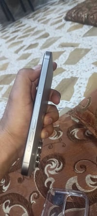ايفون ١٥ برو ماكس • تفاوض بسيط • للبيع