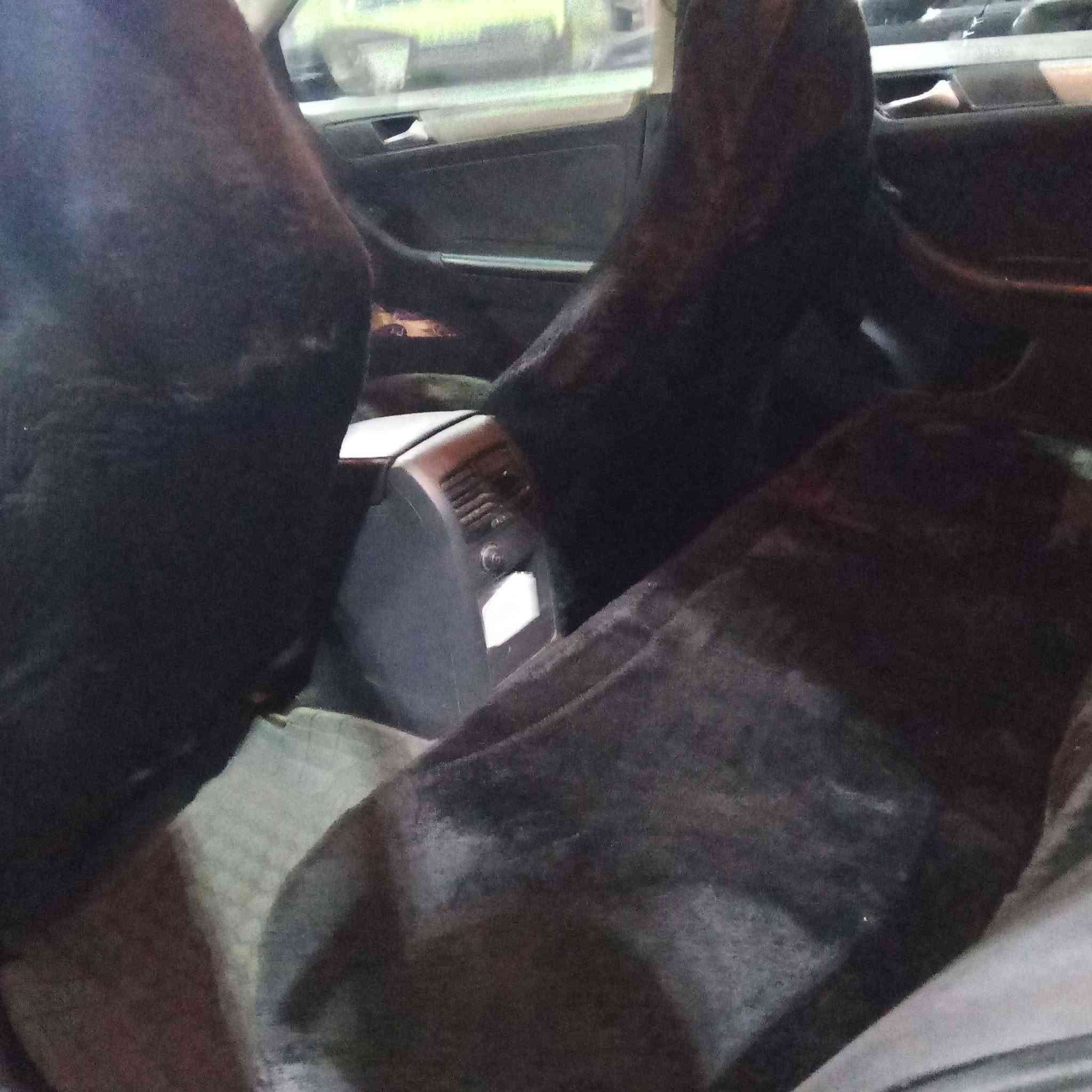 جيتا خليجي موديل ٢٠١٥ محرك ٢٠ دوش
كلين بدون دعم بدون صبغ 
بيها شويه تعديلات عل بارد 
گير ومحرك وتبريد بشرط 
صدر وحداديه وطقم جديد 
رقم وسنويه وهزه جديده 
باسمنا تحويلها اقل من ساعه 
سياره جاهزه مكانها دهوك 
فقط للبيع ونقد 
اعتذر عن اقصاد و مراوسه 
سعرها ٩٥ ورقه ونزل ١٠ أوراق غرامه 
ينزل من السعر 
*********** واتس اب دهوك, العراق
