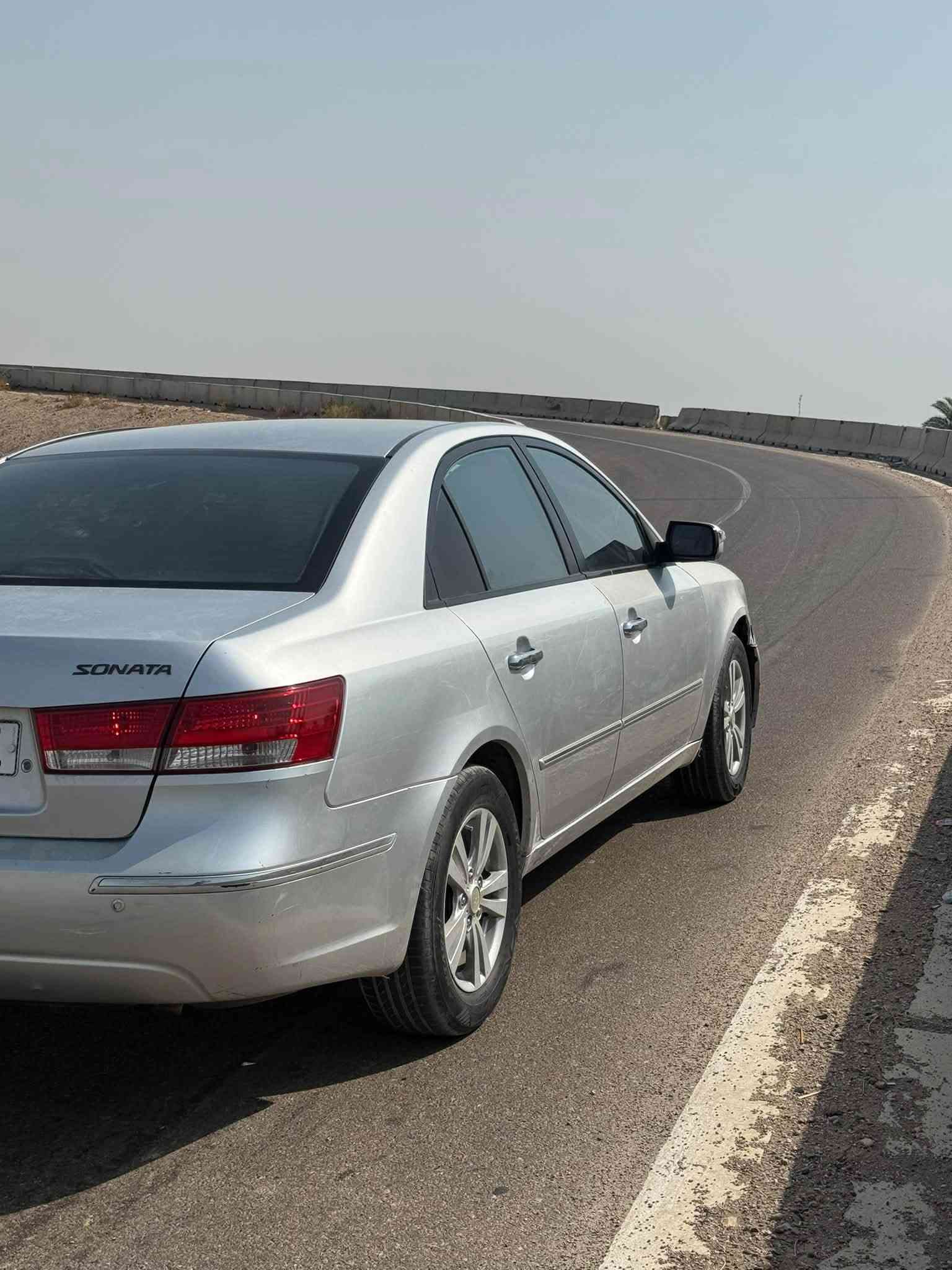🚘 للبيع سوناتا 2009 خليجي
عداد حقيقي ماشيه 136 

✨ باسمي – السنوية لل2030
🎨 بيها 4 قطع صبغ   بيها جراد بس بالبچم بدون دواخل
🔧 المكينة والكير والتبريد شرط 
بلاد  بدون فتح 

📸 التفاصيل كاملة موضحة بالصور

السيارة جاهزة للفحص، والجاد يتفضل يشوفها ويفحصها بنفسه.

📍 المكان: محاويل داخل السوق
📞 للاستفسار: ***********
