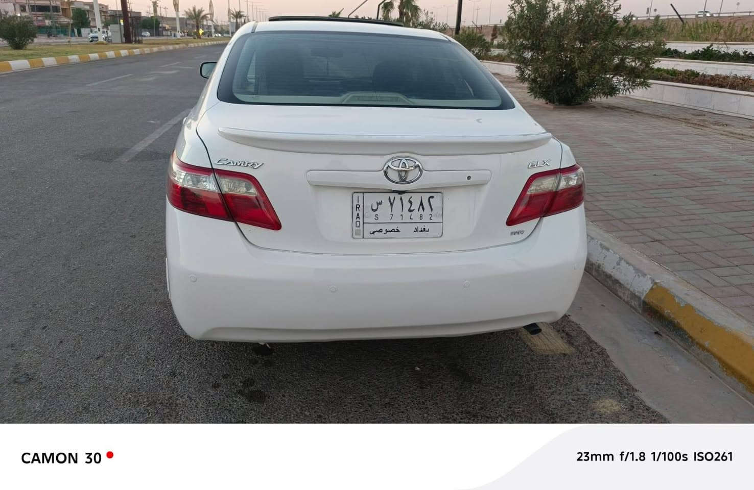 السلام عليكم
للبيع كامري موديل 2008
وارد خليجي 
محرك 4/2400. سلندر 
فول مواصفات GXL اعله فئه 
لون ابيض ثلجي 
المواصفات 
تحكم استيرن جهتين 
مثبت سرعه كشن كهربائي برده خلفيه فتحه سقف  شاشه تاب  كامره خلفيه  حساس خلفي  يعني السياره فول واحد على واحد 
كشانه جلد بطاين جلد
كير محرك كفاله تخم تاير صدر أمامي خلفي تبريد ثلج قطعتين السياره جاهزه خير من الله مال جناي متصرف عليه الف ادامه كامله 
بيه شويه جاملغ خلفي مأشر عليه صبغ 
وتكحيل كارت بلكصه مال البنيد
السياره جاهزه وحله من الصور 
السعر المطلوب ١١٢
العنوان الفلوجه 
الاستفسار الأتصال 
***********
غير متواجد ع فيس
بيع فقط ماراوس
