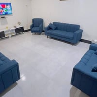 للبيع عشر مقاعد ب ٣٨٥ الف للحجز 07748990445