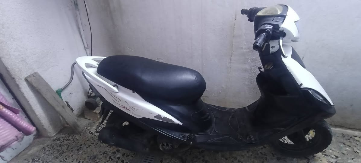للبيع ماكس عدلة مكينة مامفتوحة  يرادلهال بس كفرات  ب 450,,,, ***********
