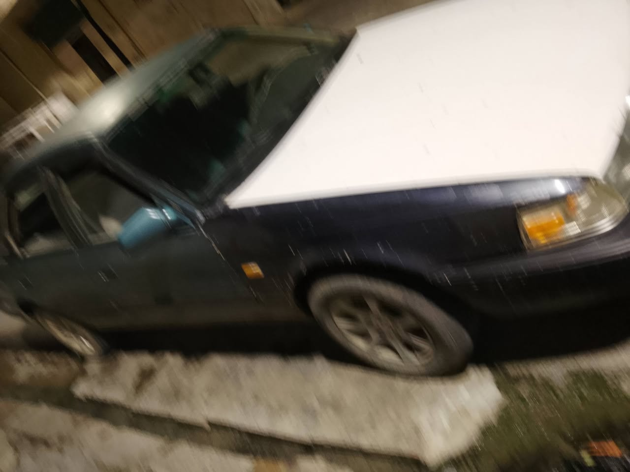 مازدا للبيع موديل 91 رقم اجنبي تاخذ شرط باسمك محرك ثمانيه باخ نوزل سياره تبريد بس ما يشتغل بس تصبقها وتهز السياره ضخم جديد ويرمينيه شغاله جامعه كهرباء مكاني حي القاهره شرط تاخذ صافي *********** السعر 20 ورقه
