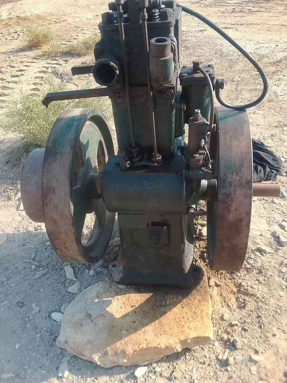 سلام عليكم ماطور ابو8البيع جديد بعد المطور شغال مع خنزيره مكان سماوه ***********

