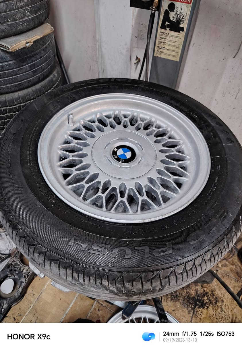 سڵاو سوپاس بۆ وەرگرتنی پۆستەکەم
تایەو ویل هۆکی 500.700 هەیە   تاقم پێش دەبڵ لەوی
سەرەدەبڵ
تەلەفۆن قاعیدەی تەلەفۆن گاعی بەرگی دوگمەی سڵاید  پەردە عەلامات  عەنواع شێوە کەپی سەماعە کەپی موشەبەک
بەرگەدەرگا تاقم کوشن
وە ئەشیای تریش چیتان ویست لەخزمەتتانام
ناونیشان. ..سلێمانی ابراهیم احمد بەرامبەر مزگەوتی بەرکێو
***********
***********

نص مكتوب في الصور:
- HONOR X9c 48mm f/4 1/25s ISO538 09/23/2026 00:00
- HONOR X9c 24mm f/1.75 1/20s ISO1278 09/21/2026 21:47
- HONOR X9c 24mm f/1.75 1/17s ISO3531 09/21/2026 21:53
- HONOR X9c 24mm f/1.75 1/33s ISO359 09/19/2026 14:42
- HONOR X9c
- 24mm f/1.75 1/25s ISO753
- 09/19/2026 13:10
- HONOR X9c 24mm f/1.75 1/25s ISO1441 09/19/2026 13:06
- HONOR X9c 24mm f/1.75 1/25s ISO1575 09/13/2026 21:31
- HONOR X9c 24mm f/1.75 1/17s ISO7488 09/11/2026 22:34
- HONOR X9c 24mm f/1.75 1/20s ISO2178 09/11/2026 22:41