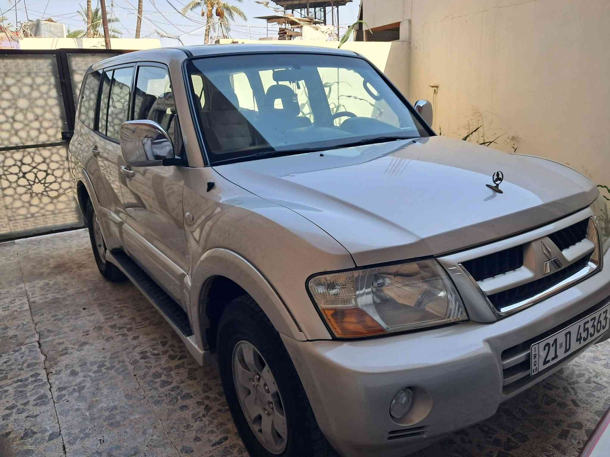 باجيرو ٢٠٠٥ مكفول كفاله عامه رقم شمالي على وضع الشركه تريد وكالة تريد تحويل مكان السياره بعقوبه هاتف ***********
