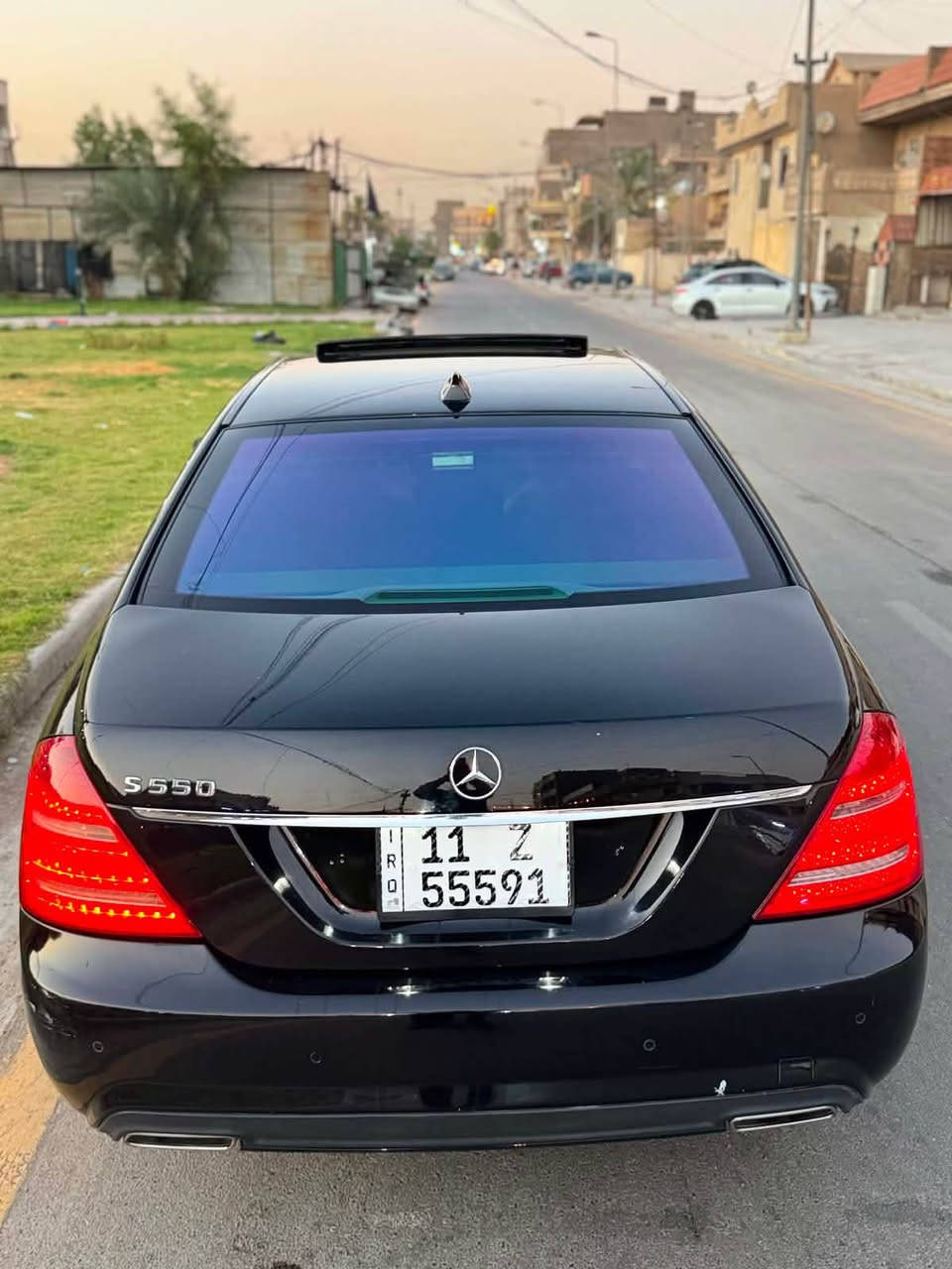 Mercedes-Benz S550 2010
فول مواصفات شنو البالك بيها معروفه مواصفاتها
الماني وارد الماني 🇩🇪
بيها كلير من المانيا قطعتين جاملغ وبنيد
ماشيه 200 الف كيلو 
السعر 210 
للاستفسار ***********
بغداد حي الجهاد
