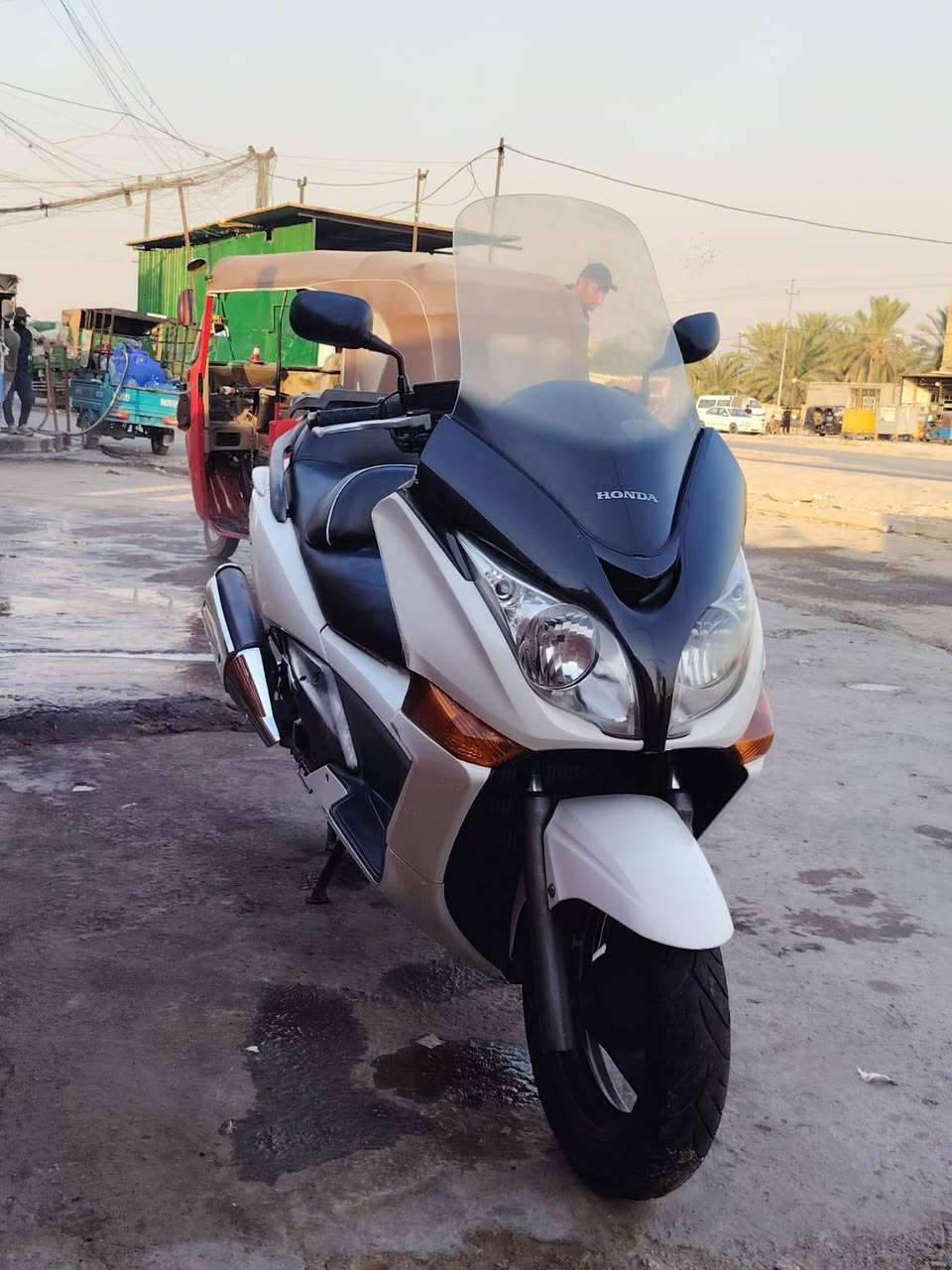 سلام عليكم من رخصت شركت ادمن دراجه سلفر 400 جيتي مكفواله كفاله عمه مال ربه دراجه جيب وياك فيتر وتعال مكفواله كفر ومكينه كلواب ما نقصه حساس ستان شغال تتفه بدأت شقاله مكان بغداد المدينه الصدر السعر خابر وتدالل ***********
