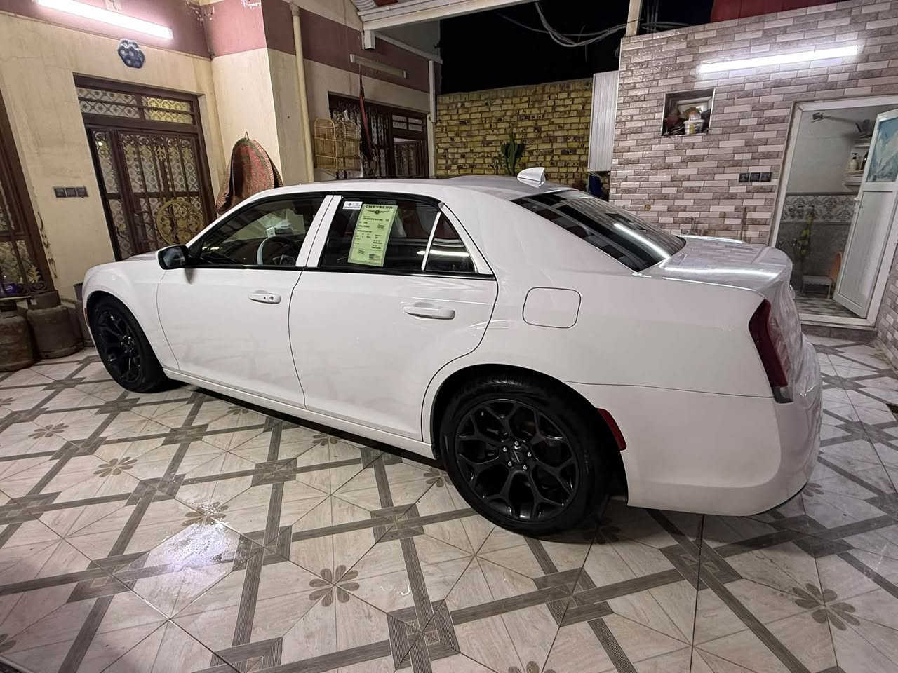 اوباما للبيع موديل 2019 
كفاله عامه 
وارد كندي 
سياره s معروفه مواصفاته بعد  
سعر 290 
ستفسار رقم ***********
