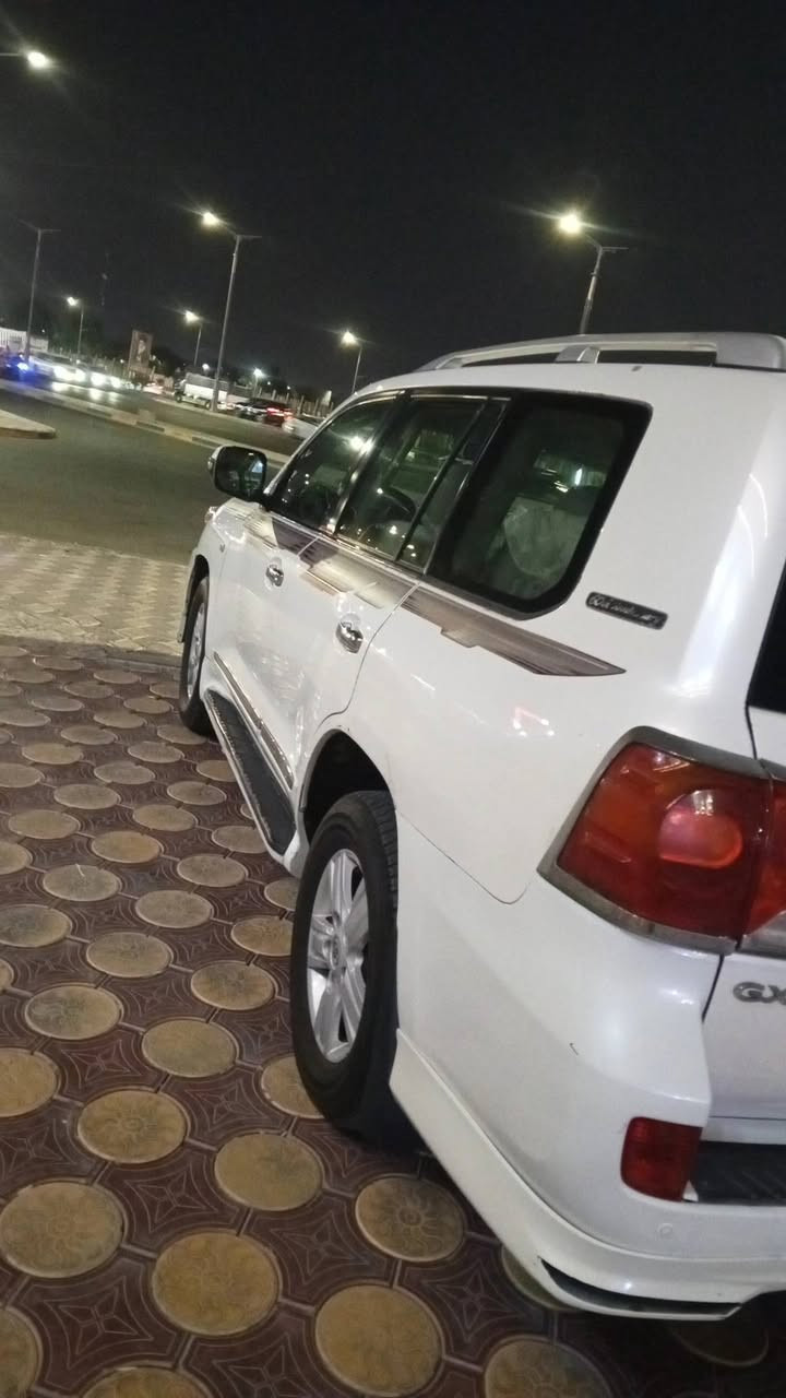سلام عليكم التكروز بريمي موديل 9بانزين 6سلند السياره مكان بصره كرمت علي السعر 225 رقم تلفون ***********
