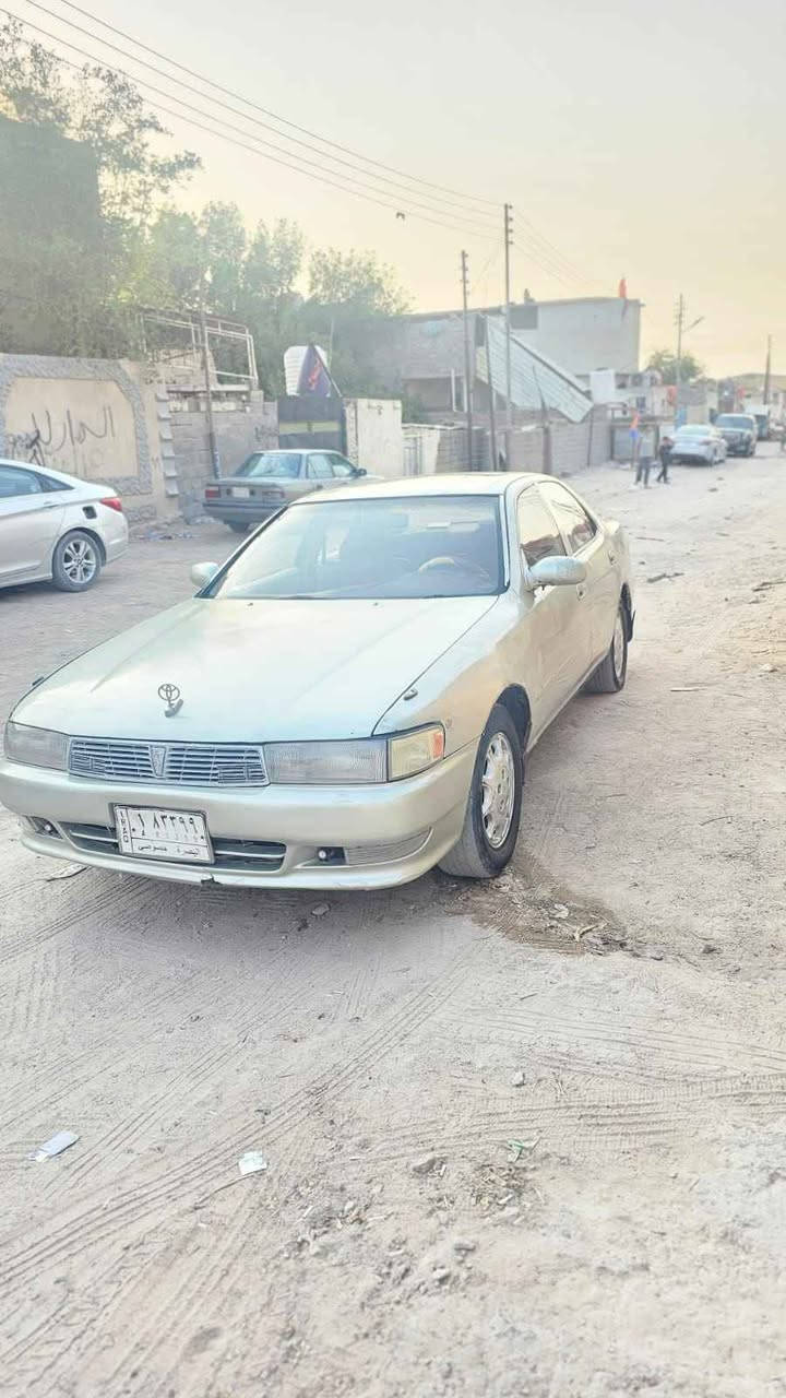 سيارة تويويتا كرستا نفخ لون ذهبي سياره جاهزة فقط حادث بالجاملغ الامامي الايسر مكينة ونجي ناعمة مكفولة كص نقل وضربة القوية سعرها 48
 مراوس حسب القناعة مكاني بصرة زبير رقم الهاتف *********** القرنة, البصرة
