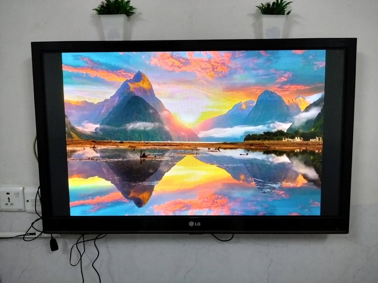بلازما LG • أصلي • باب أول