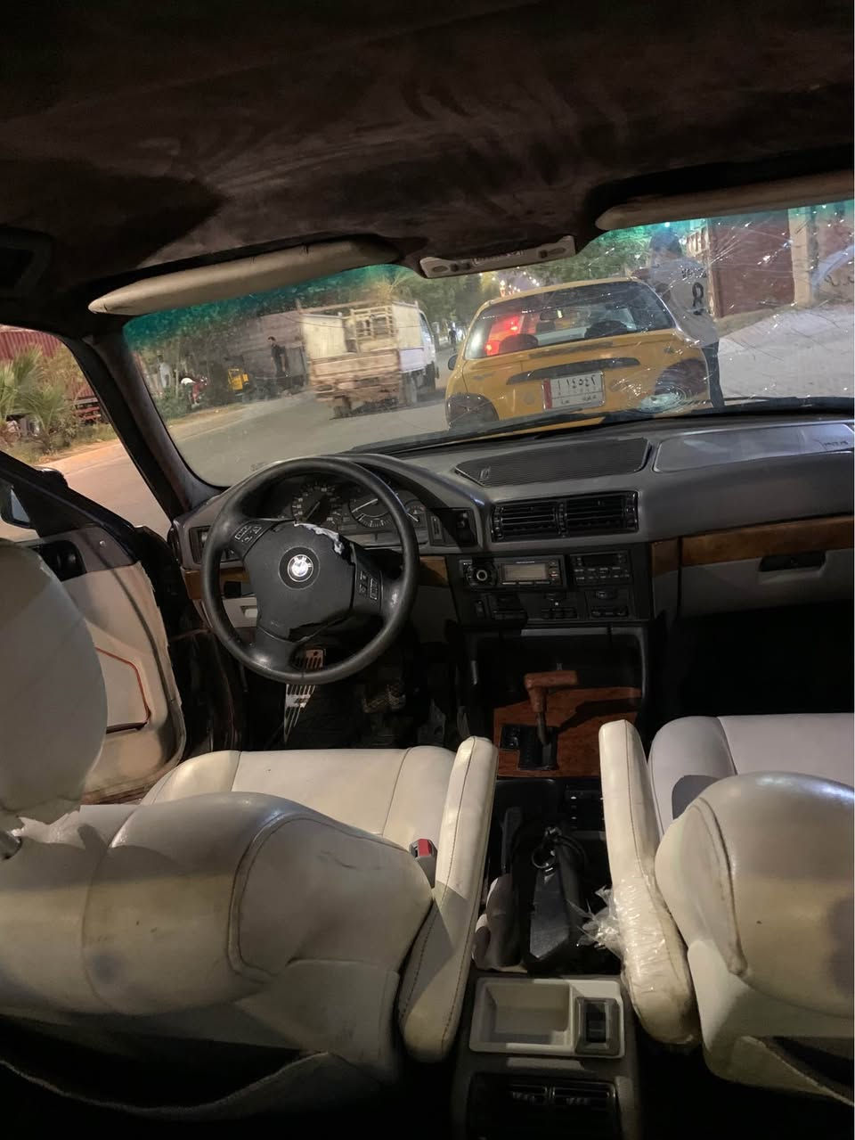 ‎بي ام 525مديل 95رقم بغداد دفتر بانزين بدون ضرر داخل ابيض صاج فول عدة فتحة مكاني اتصل ***********‎ كركوك, العراق
