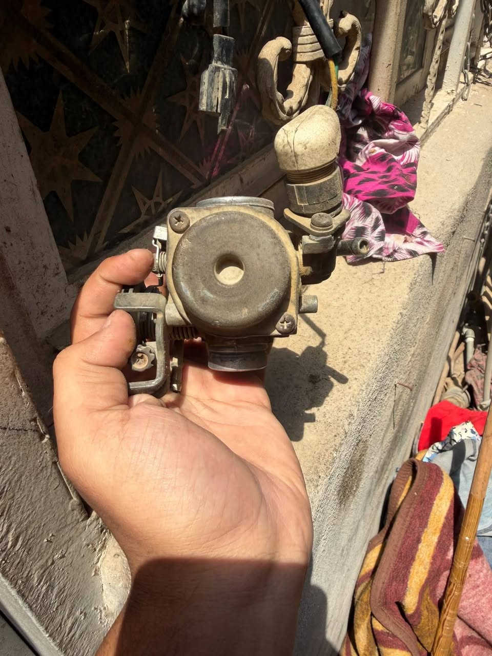 كابريتر ماكس أصلي شرط شغل مال حاويه علق واني ارسلك سعر15عنوني مركز ناصريه ***********

