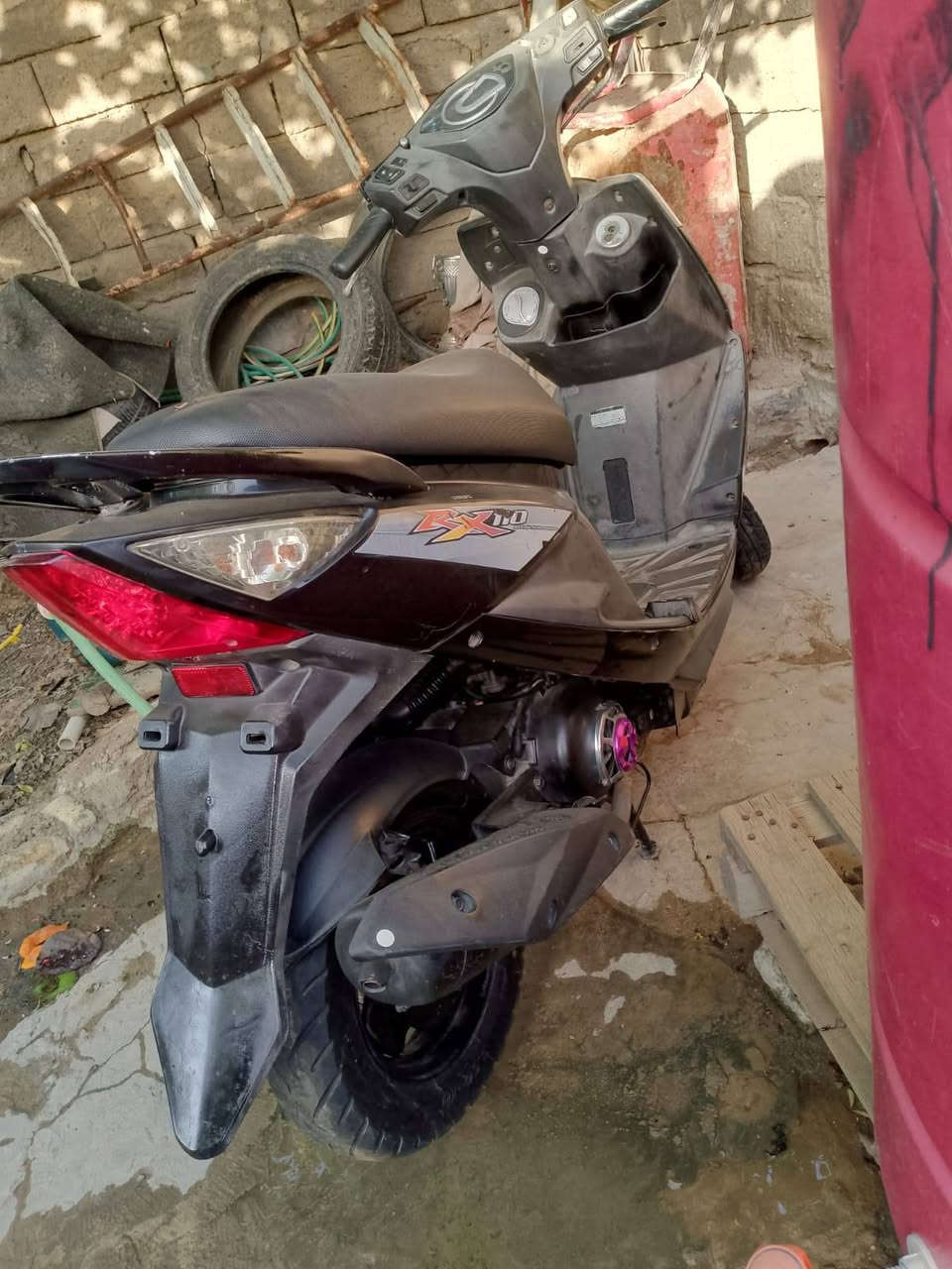 السلام عليكم
ماكس صيني 
موديل 18 🏍️
الدراجه كامله 
العنوان بصره 🌍
الطابه والنخيله
الدراجه مفتوحه 
السعر 💰
300 وبيها مجال 

رقم الهاتف 📞
***********
ا
