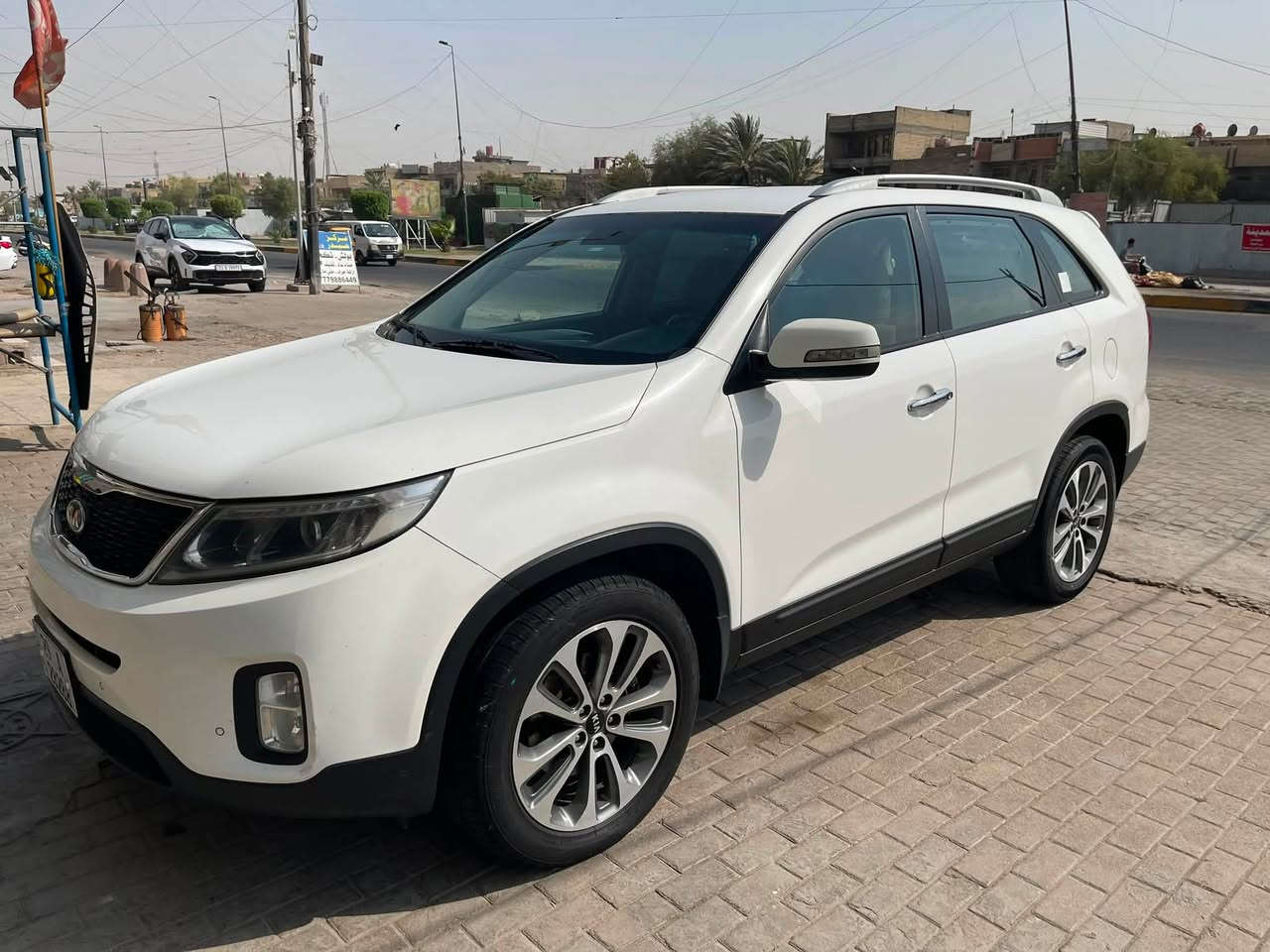 السلام عليكم
كيا سورنتو ٢٠١٥ خليجي ٧ راكب مكينه دوش ٤ سلندر السعر ١٥٠ مكان السيارة بغداد مدينة الصدر 
***********
