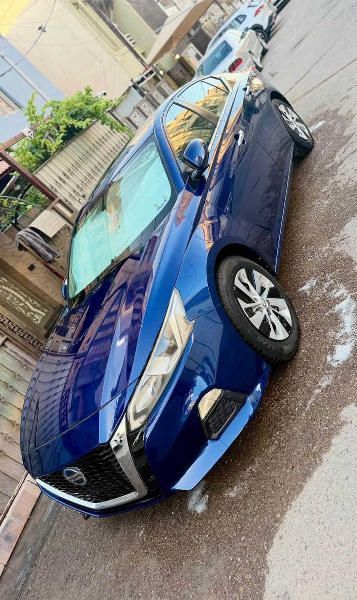 سلام عليكم💙
الحلوة للبيع نيسان ألتماا 🤍
موديل 2020💙
مواصفات:SV 
:بصمة
رادار امامي
كامرة خلفية دوارة
تحكمات استيرن
كروز سرعة
مانع انزلاق 
كشنات مخمل🩶
وباقي المواصفات المعروفة عامة💙

(الحادث) جاملغ وحافة البنيد فقط 
الجاملغ مبدل نفس ألون طبق الوكالة
والبنيد مصبوغ نصه فقط؟💯

(ايرباك) استيرن فقط💙

السيارة كامله مكمله مناقصه برغي💙💯

مكينة (2500) تنفس طبييعي كير مكينه صدر مكفولات مكانها بغداد السعر ١٣٥ وبيها مجال شي قليل الاتصال على رقم ***********
