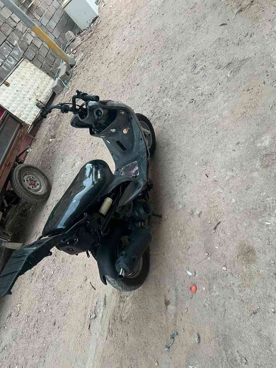 دراجه ماكس للبيع دراجه حلوه لاتنقيص لاتبخير الكفر مال محرك الكدام موجود دراجه شغاله بس تركته مده وكف السلف دراجه مال لعب المكان بصره المطيحه قرب المطحنه السعر 450 وبيه مجال للشراي ***********
