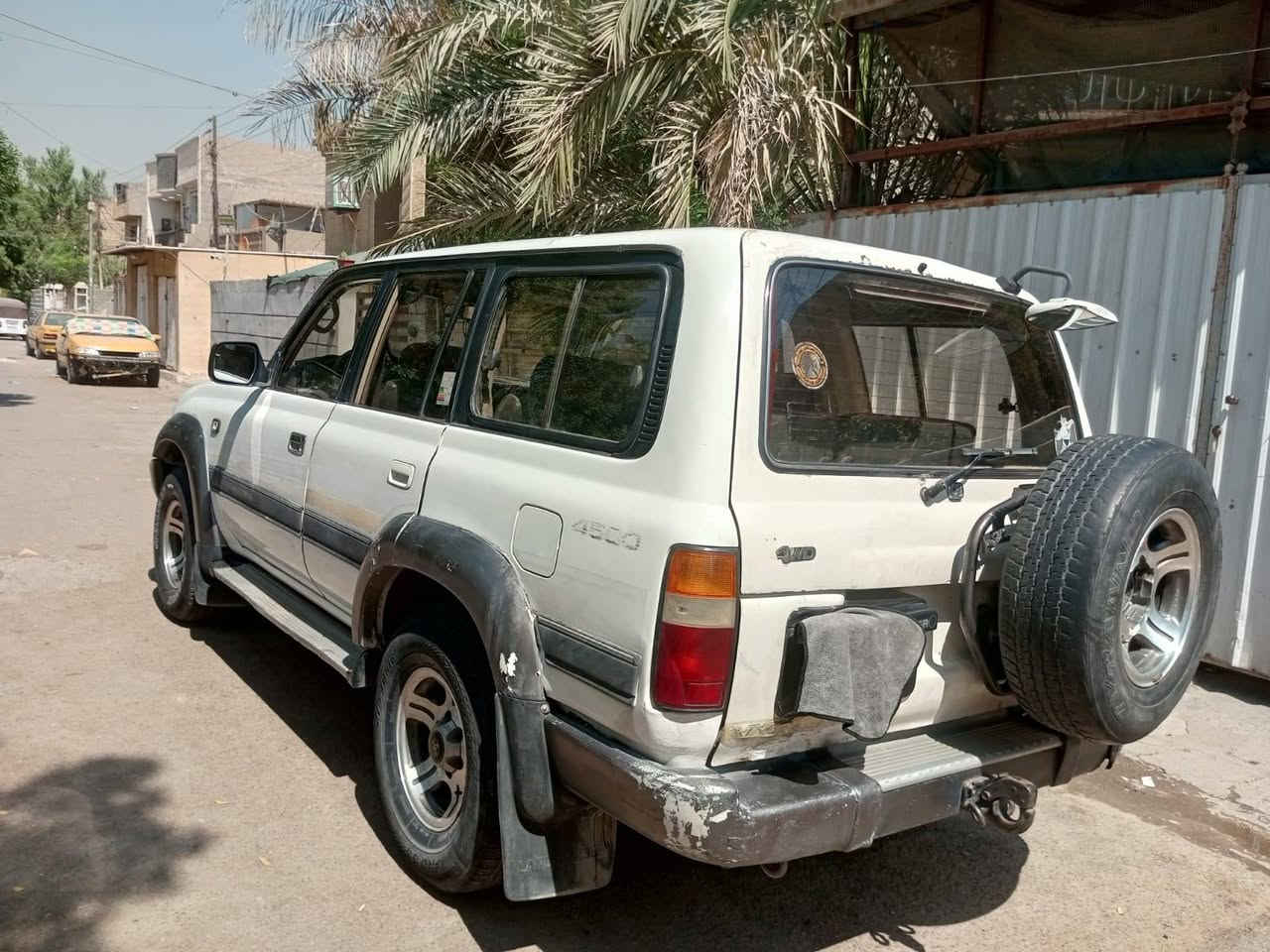 من رخصة الادمن السلام عليكم سيارة لاندكروز موديل ١٩٩٥ بيضاء اللون ليلى علوي للبيع مكفولة محرك بلادي ياباني لوكير شغال راديو مسجل شغال تخم تأخير ويل كب القمارة بانوراما سنوية حديثة لعام ٢٠٣٠ باسمي شرط التحويل السعر ٧٥ ورقة أو مراوس مع سيارة صغيرة نوزلات محرك ٤ ونص نوزلات اقتصادية بالبنزين ٦ سلندر للاستفسار الاتصال بالرقم ***********
من رخصة الادمن 

السلام عليكم سيارة لاندكروز موديل ١٩٩٥ بيضاء اللون ليلى علوي للبيع مكفولة محرك بلادي ياباني لوكير شغال راديو مسجل شغال تخم تأخير ويل كب القمارة بانوراما سنوية حديثة لعام ٢٠٣٠ باسمي شرط التحويل السعر ٧٥ ورقة أو مراوس مع سيارة صغيرة نوزلات محرك ٤ ونص نوزلات اقتصادية بالبنزين ٦ سلندر للاستفسار الاتصال بالرقم ***********

*********** بغداد زعفرانية

السلام عليكم سيارة لاندكروز موديل ١٩٩٥ بيضاء اللون ليلى علوي للبيع مكفولة محرك بلادي ياباني لوكير شغال راديو مسجل شغال تخم تأخير ويل كب القمارة بانوراما سنوية حديثة لعام ٢٠٣٠ باسمي شرط التحويل السعر ٧٥ ورقة أو مراوس مع سيارة صغيرة نوزلات محرك ٤ ونص نوزلات اقتصادية بالبنزين ٦ سلندر للاستفسار الاتصال بالرقم ***********
