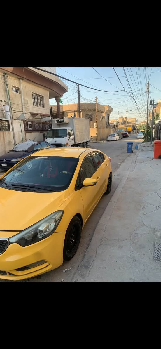 سلام عليكم فورتي مديل 16 مكينه 1800 دوش أمريكي ليبل واحد ماعده البنيد امبدل سياره بيها مضومه غاز ايطالي نضيفه وجاهزه كير مكينه تبريد تخم تاير سياره نصبتها حلوه إصفاح موس بأسمي تجي ابيعلك من البيت مصفره كلشي سعر 100 وبيها مجال مكان بغداد ***********
