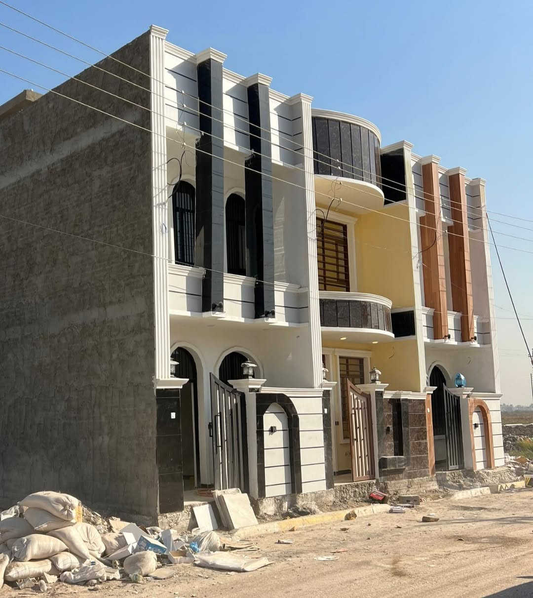 على بركة الله،، سلام عليكم اخوان يتوفر كادر لعمل الواجهات تغليف فوم تطبيك بورسلين لبخ وطلس كافة تشطيبات الواجهات،، موجودين في بغداد.
للاستفسار ***********
