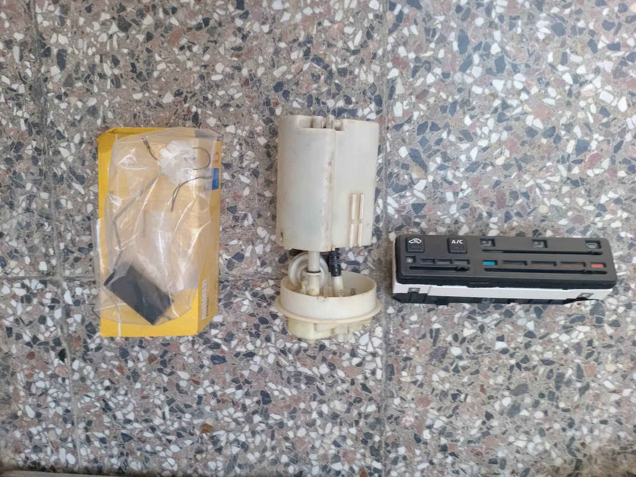 سلام عليكم اخوان عندي غراض مستخدمات مال سمند كونترول مال تبريد ٣ طكات بلادي راديتر سراوين كامل مغسول جاهز قبق ولفات مستخدم نضيف طوافه قاعده فيتبم مع فيتبم كامله مكاني بغداد البلديات ***********
