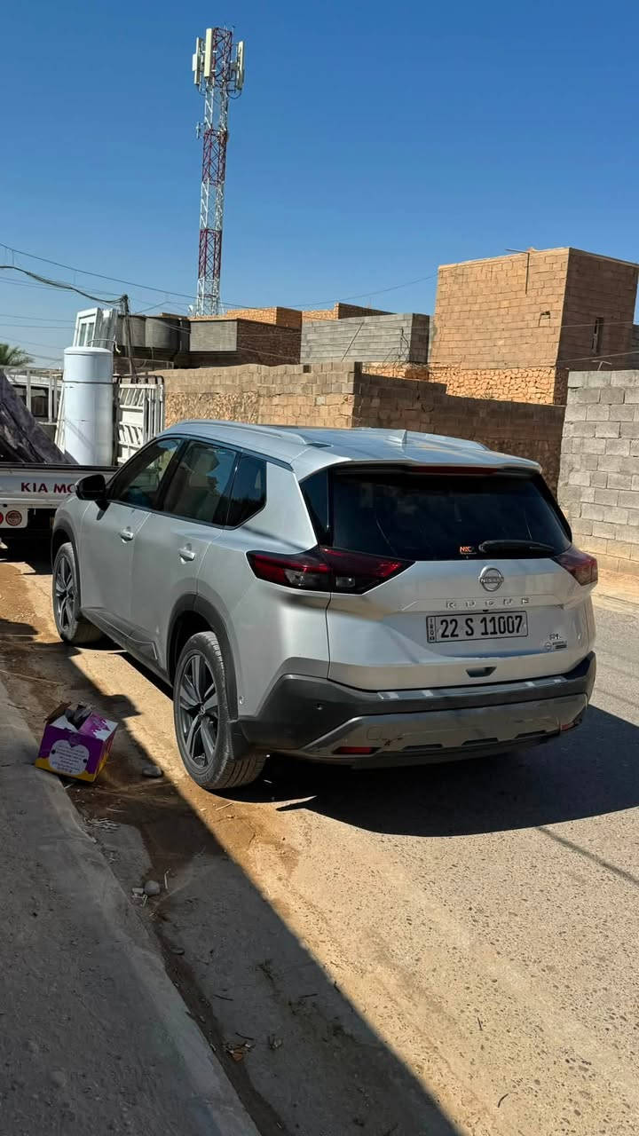 نيسان روج موديل ٢٠٢٢ فول مواصفات SL ضرر بنيد فقط بدون دواخل رقم اربيل محرك ٣بستم ١٥٠٠ تيربو سعر مناسب للاستفسار ***********
