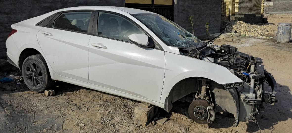 النترا 2022 خليجي هذا اول حادث الها بيها رصعة بالتنتة مال حالوب و رصعة بالباب الخلفي ورة السيق اضافة للحادث الموجود السيارة اني الي مستوردها كير مكينة حدادية كفالة كفالة عامة الويالة مالتها موجودات و ما متاثرات بالحادث
للتواصل *********** رايدها ب21مليون
ب128ورقة و بيها مجال للشراي
