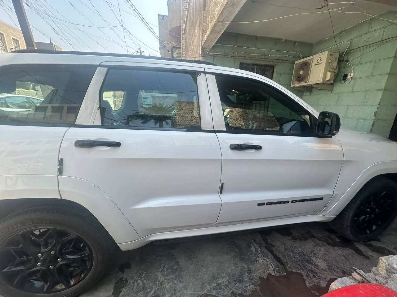 للبيع سيارة جيب موديل 22 فئة (s) كلين أخت الزيرو رادار امامي بعد مواصفات (s) معروفة السعر(٤٢$) الف
للاستفسار اتصل على الرقم(***********)
