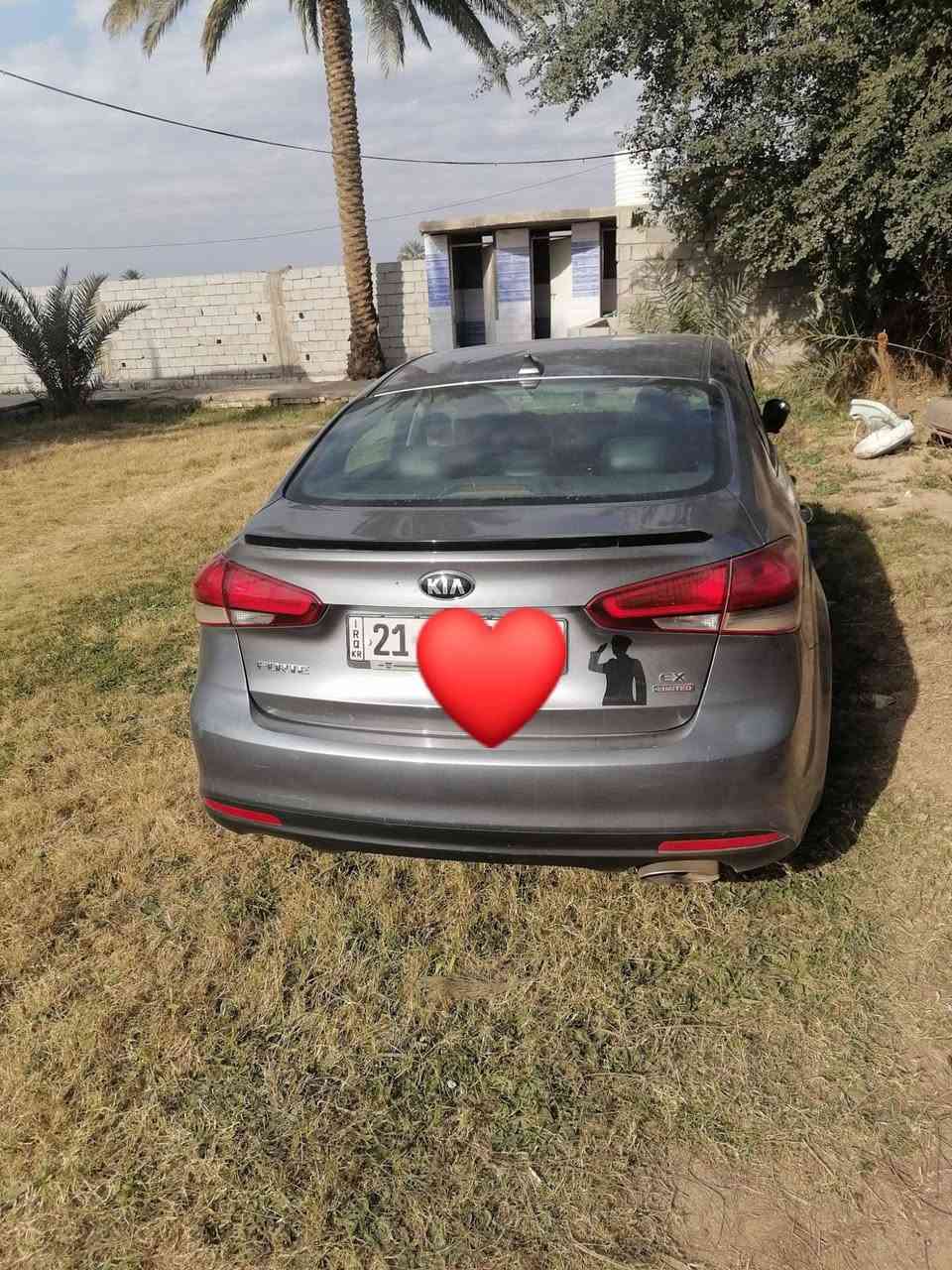 السلام عليكم
للبيع سيارة فورتي 2017 ex ليمتد بصمه

كشنات كهربائي
3 انظمه قيادة عادي...ايكو..سبورت
محرك Gdi 2000
كير At
حساسات
مري شفط
بنروما فتحت سقف
تدفئه تبريد قطعتين + تدفئه تبريد كشنات
شاشه ايباد
سياره ضربتها بالخارج جوملغ امامي يمنه
بالسونار صفحه صبغ اثر شخوط
يعني ابيعك صفحه السونار موجود بالمنشور 
رقم دولي مداور ثاني يوم سنويه لـ2028
السعر 122 وبيها مجال قليل
عنوان واسط الصويرة ***********
