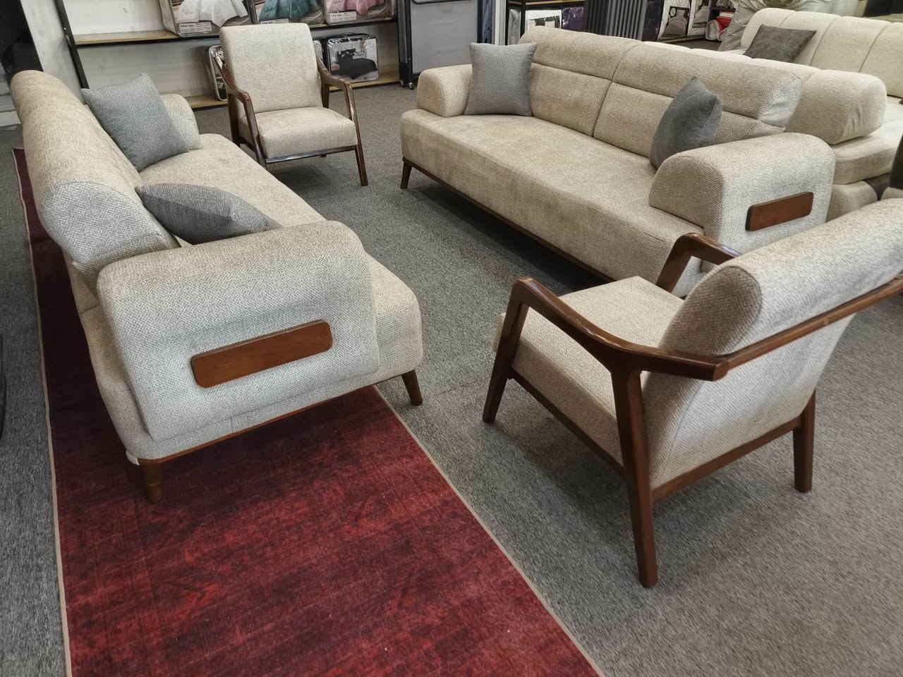 🛋️موبليات لا ماسو 🛋️

تخم تركي جديد 8 نفرات بقماش الخاولي الناعم و مقعد طبي بولستر والخشب الزان بل كامل 

سعر عرض خاص :550$ 

يتوفر توصيل 🚚 الى جميع محافظات العراق

للحجز الفوري راسلنا واتساب☎️***********

***********  

📍العنوان اربيل سايدين المنارة مقابل سوق اللنكة الجديد مقابل عمارة F

⏰ يومياً من 10 صباحاً لـ 11 ليلاً ‎ أربيل, العراق
