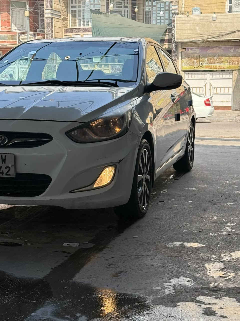 أكسنت ٢٠١٥ • ١٢٥٠٠٠ كم • بدون صبغ