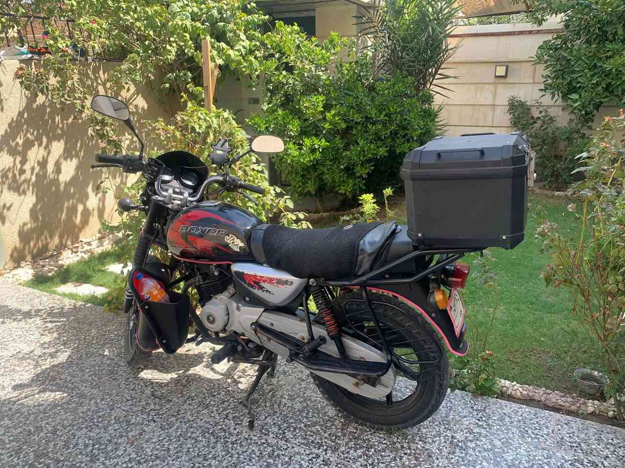 سلام عليكم دراجه بوكسر موديل 21 رقم بغداد عربي تحول بسمك تصير رقم انكريزي دراجه مجفته شركه دراجه ما متشتغله دلفري مال موضف ما متعوبه سعر مليونين 300 بيه مجال بسيط مكاني بغداد العامريه رقم تلفون واتساب ***********
