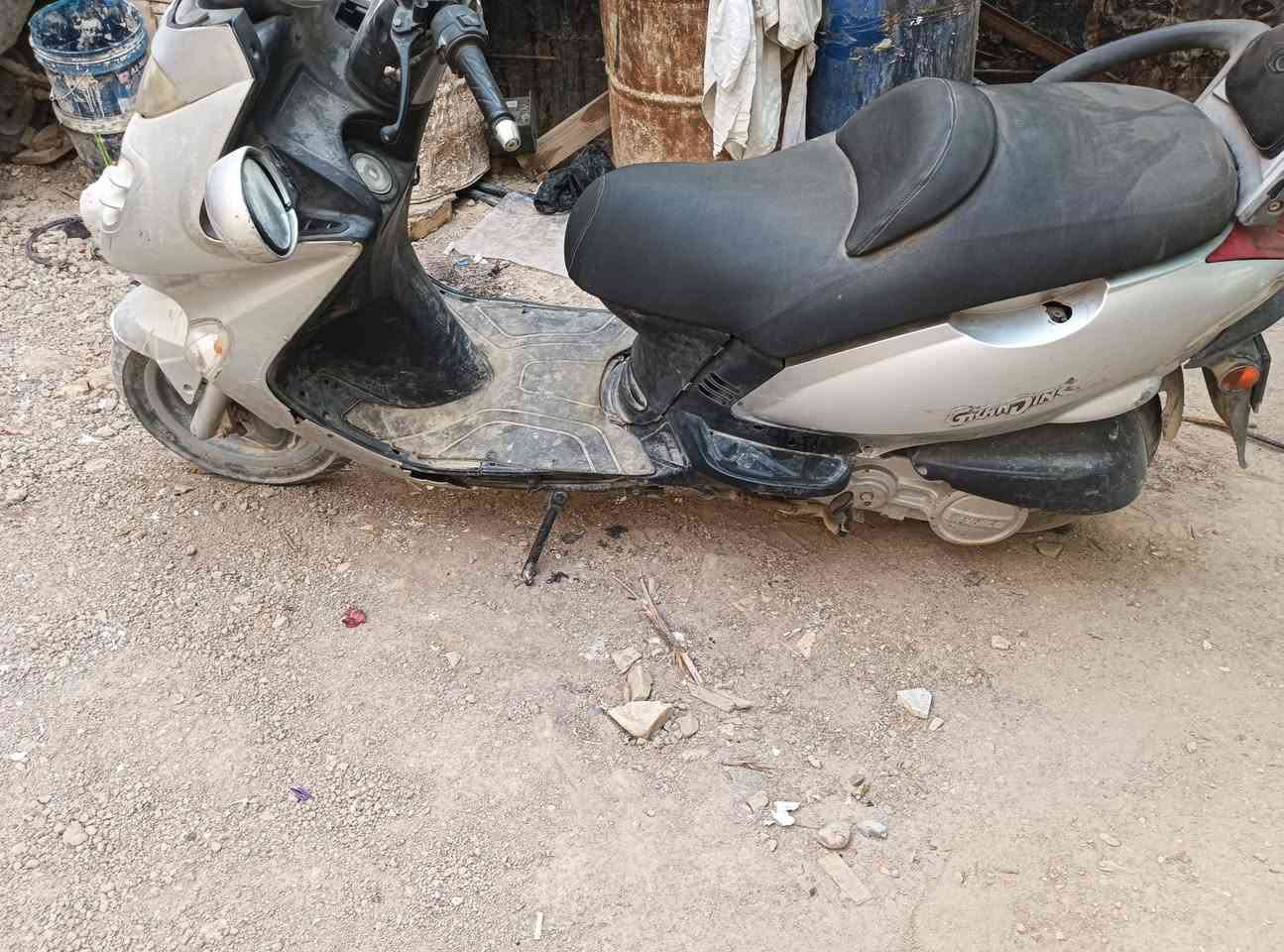 سلام عليكم دراجه البيع مراوس شغاله بس الكابريته تخربط العنوان حله شارع 100
