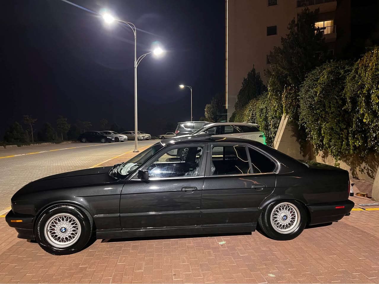 بي ام ٥٢٥ • ١٩٩٣ • جير عادي