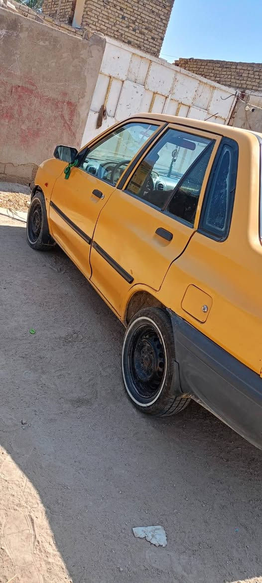 للبيع ٢٠١٥ نضيفه مكينه وكير مكفول تبريد ثلج. السياره  بيه منضومت غاز  يعني تمشي غاز بانزين.   السياره فقط بيه صبغ حزام جماعيه  رقم قادسيه نكليزي  سعره ٢٩ وبيه مجال بصيط. مكاني دوانيه  ***********@
