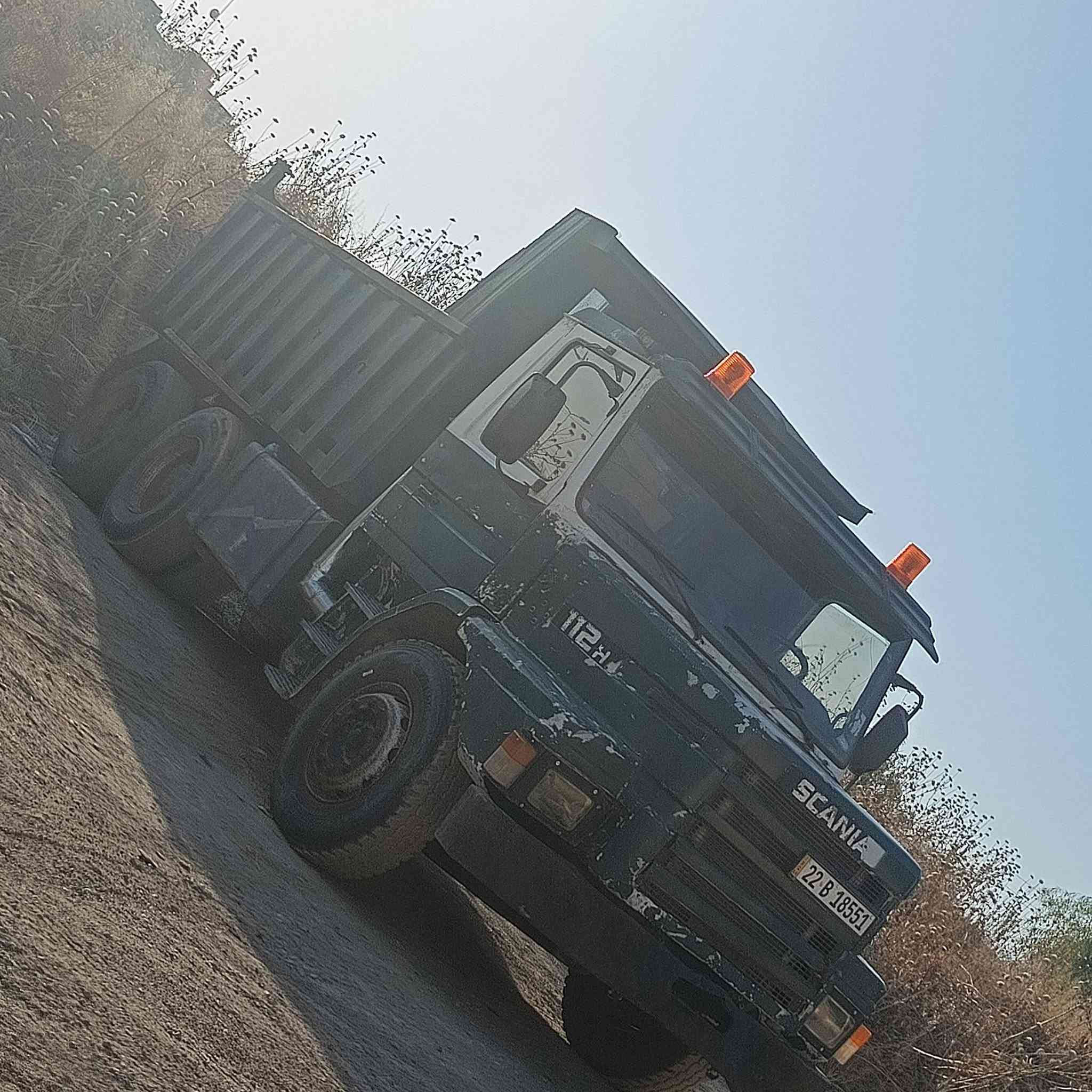 سكانيه  112.مجموعه برينا  رقم نلكيزي اربيل شرط التحويل  كير محرك شرط   مكان موصل الايمن  ***********.  العسر.  120 وبيها مجال قليل
