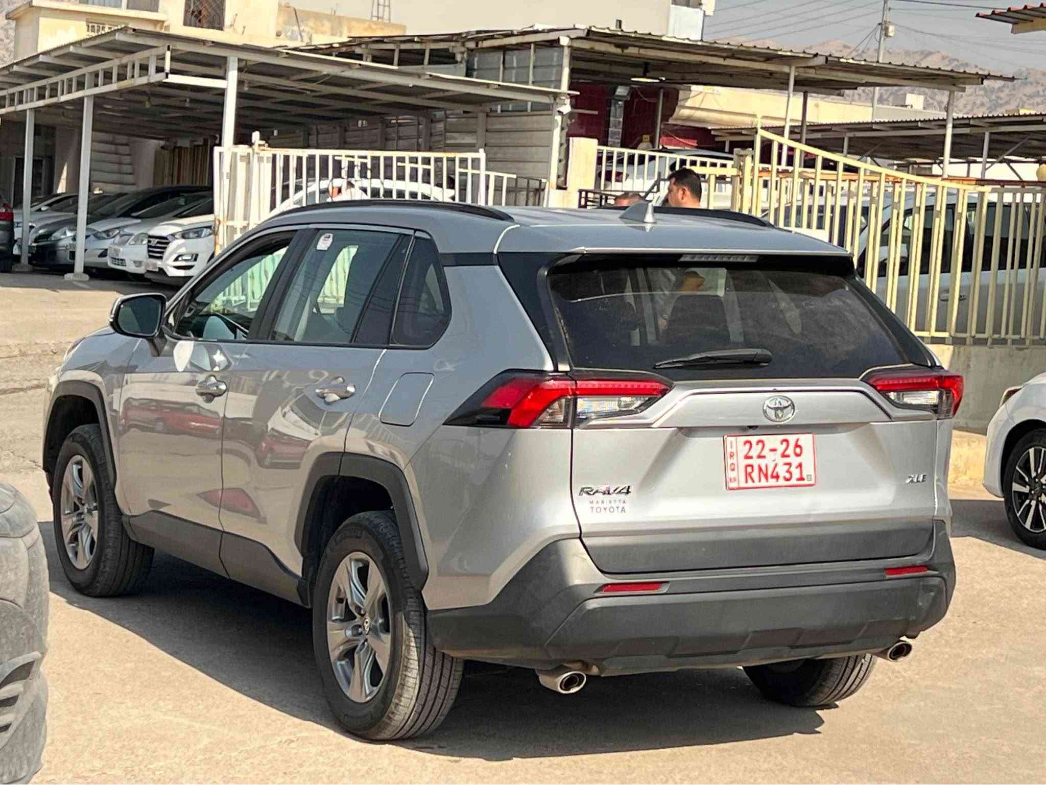 راف 4 XLE • ٢٠٢٤ • ٣٠٠٠٠ ميل
